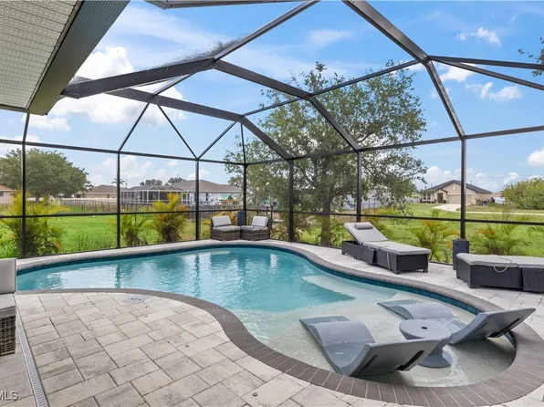 927 NW 12th Ter, Cape Coral, FL 33993