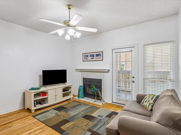 1601 Marsh Ln APT 208, Carrollton, TX 75006