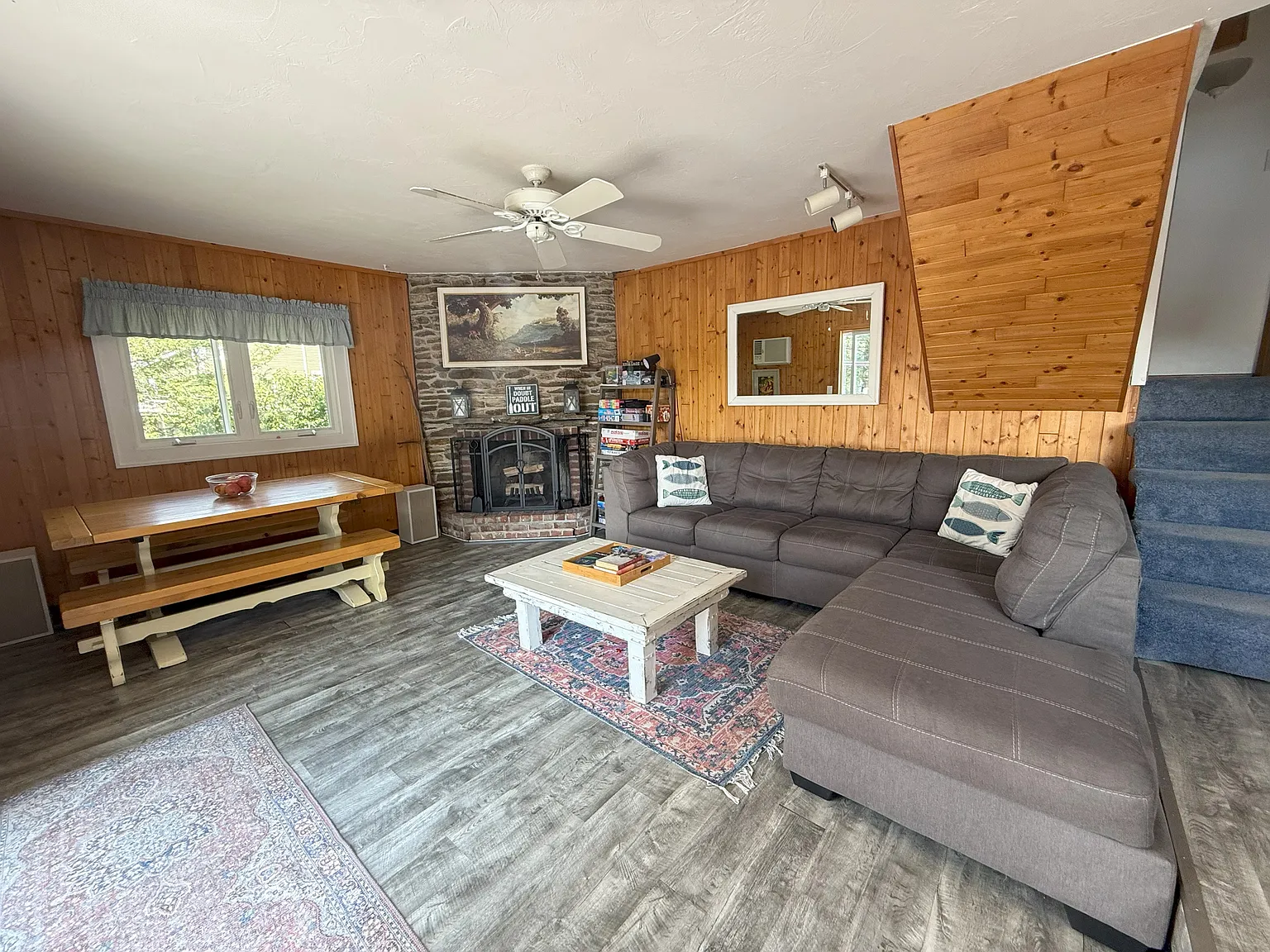 2 bed, 1004 sqft, $2,350 — Photo 2