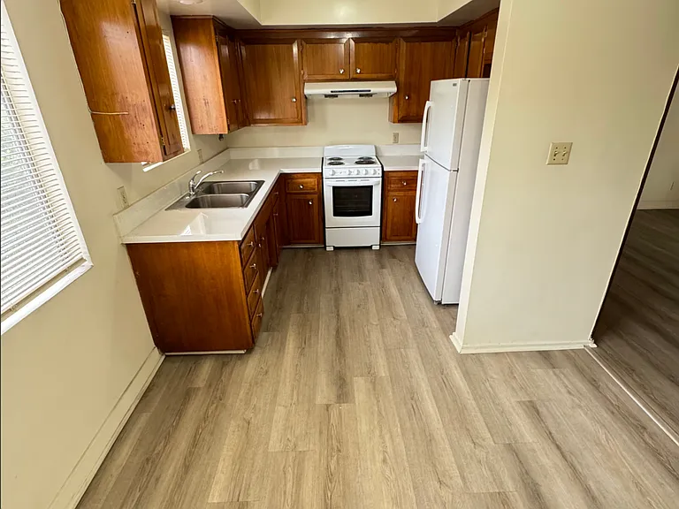 5708 Temple City Blvd — Photo 8