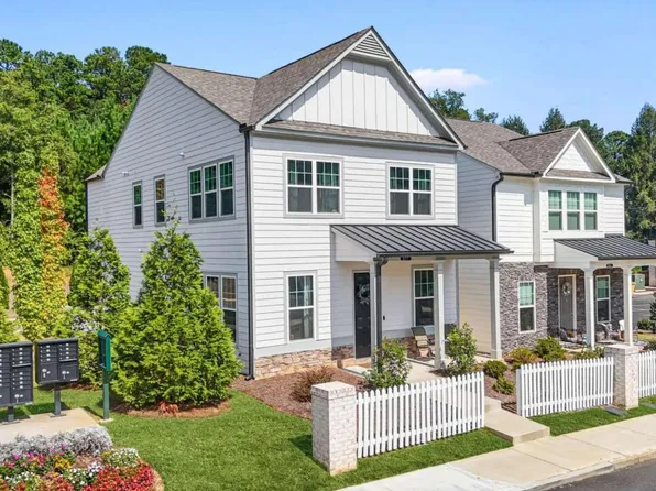 801 Homestead Dr, Woodstock, GA 30188