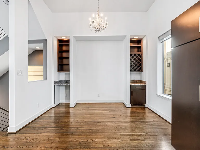 802 W Drew St — Photo 15