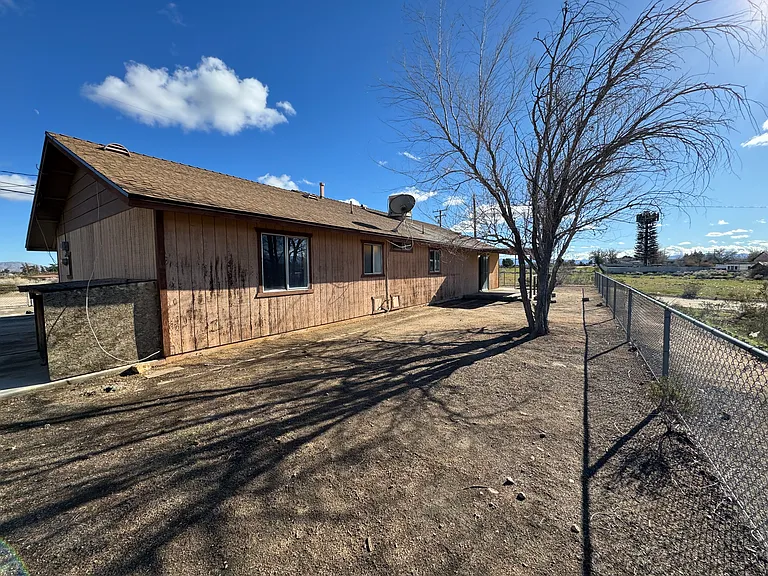 13860 Navarro Rd — Photo 12