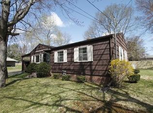 1079 Burts Pit Rd, Northampton, MA 01062