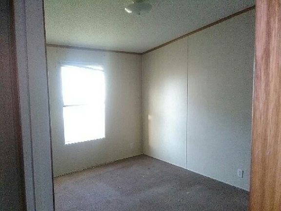 4th image of 206 S Bayou Dr