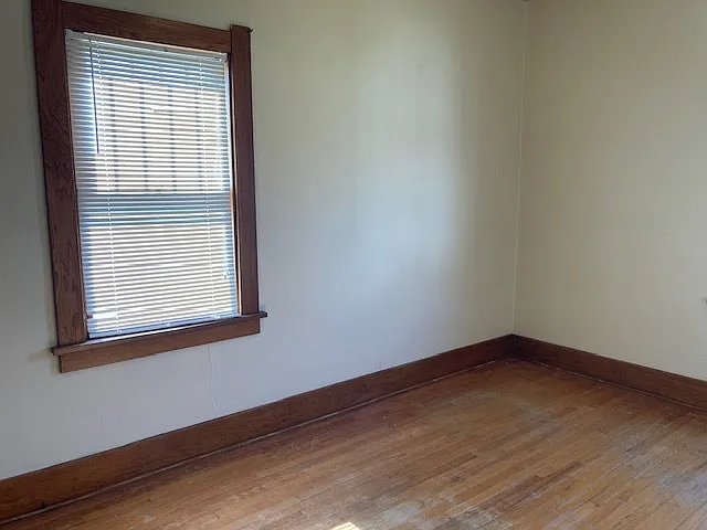314 West 5th Street - 1 — Photo 3