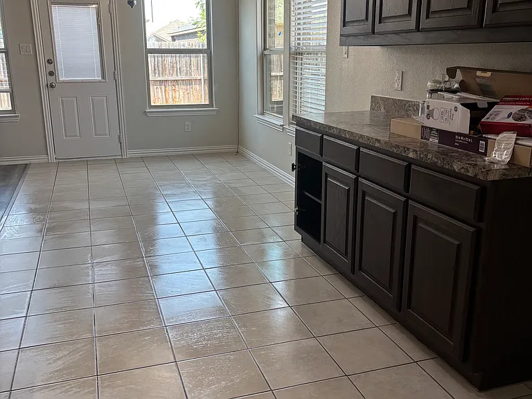 352 Emerald Creek Dr — Photo 17