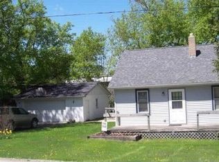 19802 84th St, Bristol, WI 53104