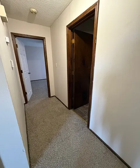 2933 W Roxbury St — Photo 7
