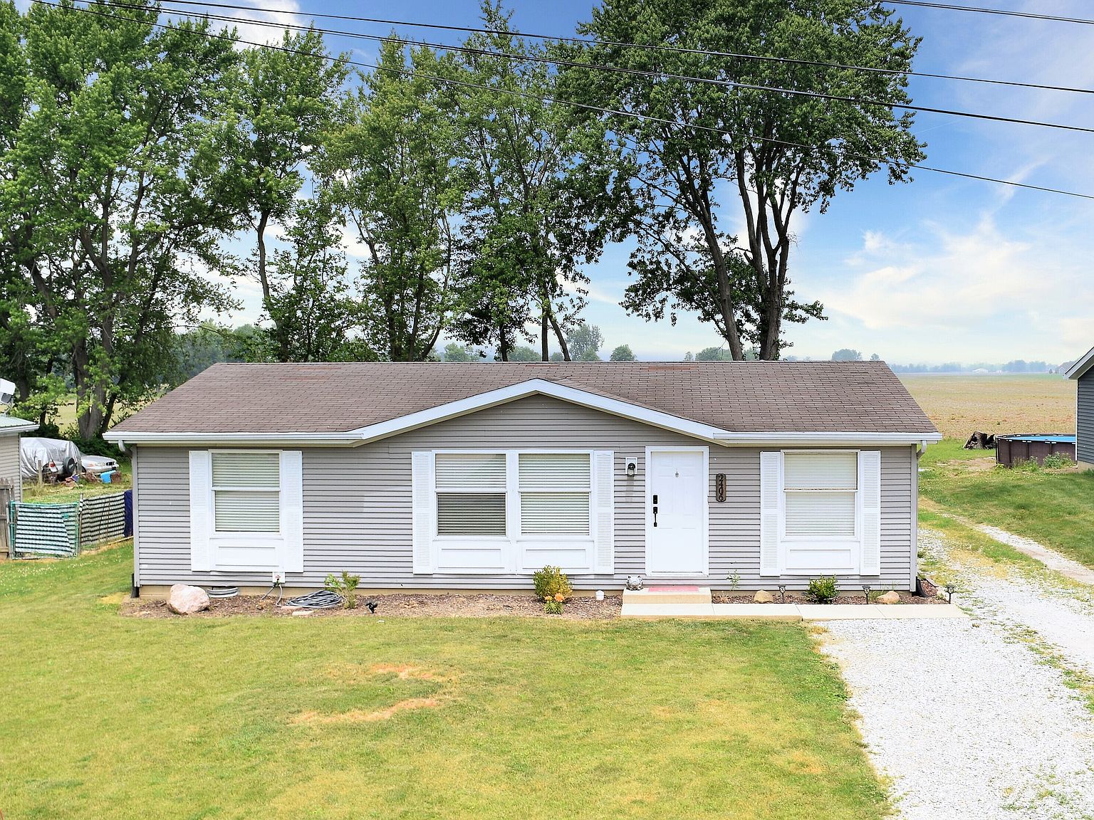 2406 N F St, Elwood, IN 46036 Zillow