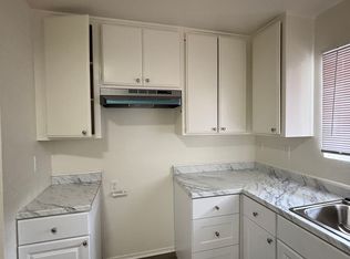 1134 E Avenue Q APT 8, Palmdale, CA 93550