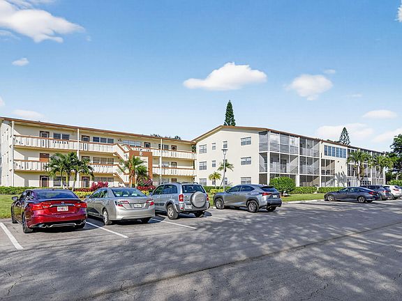 2nd image of 52 Mansfield B #B