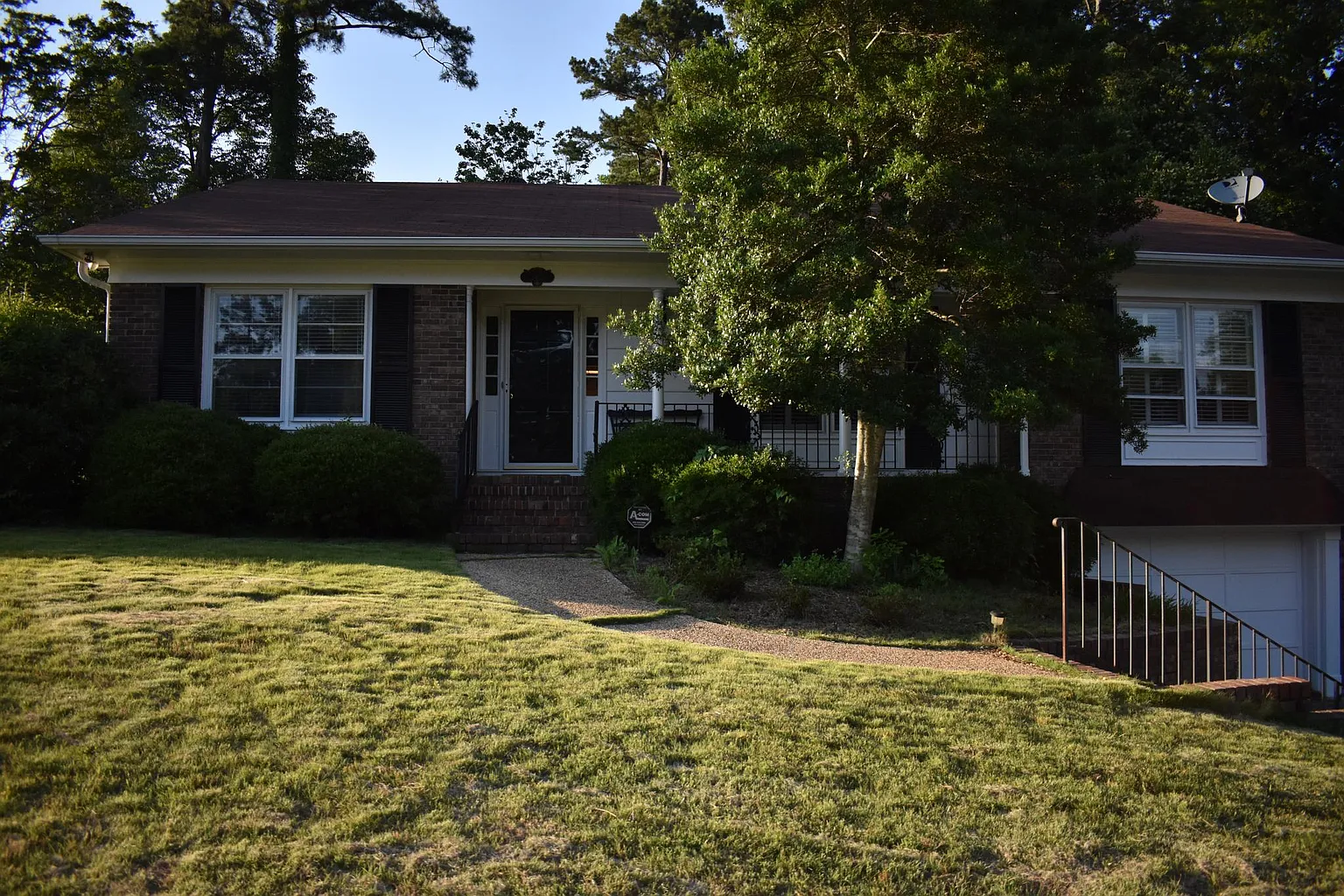 3611 Bridgewater Rd photo 1