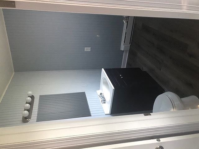 2nd image of 3319 W Elm St
