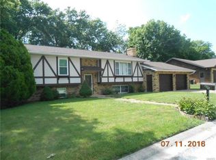 201 Pine Tree Ln, Freeburg, IL 62243