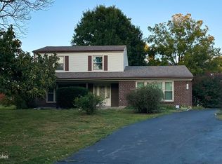 200 Castlerock Dr, Shepherdsville, KY 40165