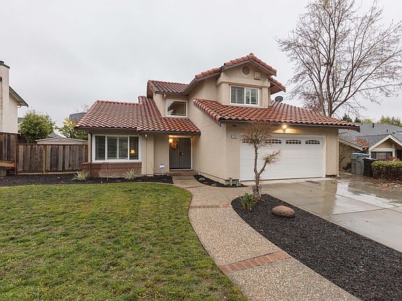 2nd image of 3244 Pinkerton Dr