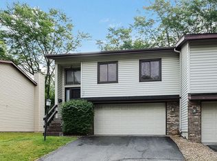 5319 Hyland Pl, Bloomington, MN 55437