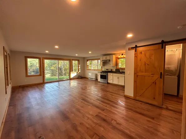 (undisclosed Address), Lisbon, NH 03585