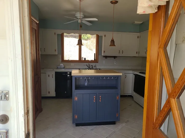 10910 Harford Rd — Photo 6