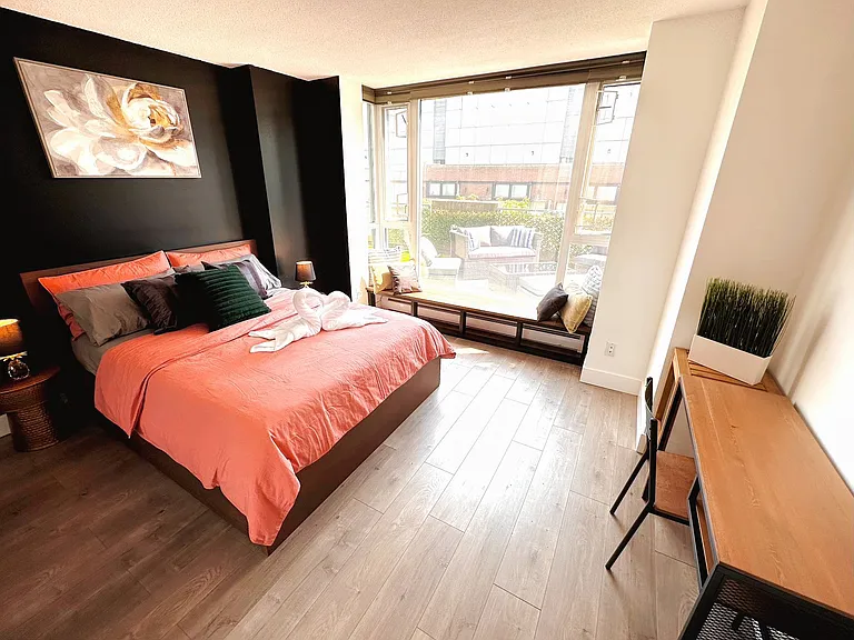555 Abbott St #311 — Photo 5