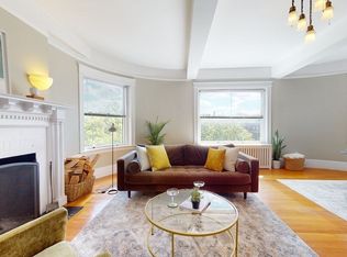 1080 Beacon St APT 5E, Brookline, MA 02446