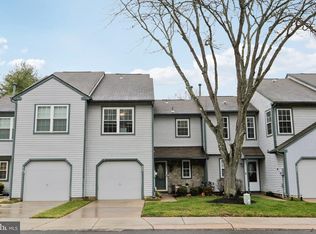 420 Jamestown Ct, Mount Laurel, NJ 08054