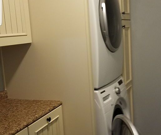 5th image of 320 Powhatan Dr