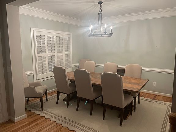 4th image of 6350 Glengarrie Ln