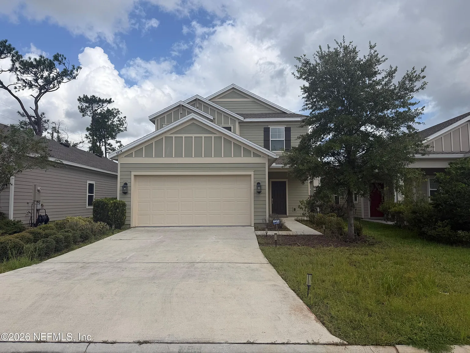 4 bed, 3.0 bath, 2088 sqft, $2,400 — Photo 1