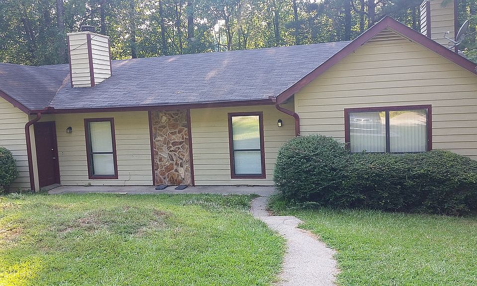 1st image of 2134 Wells Dr SE