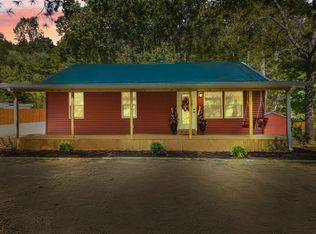283 James Crowe Hollow Rd, Stanton, KY 40380