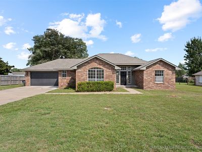509 E 9th St, Grove, OK, 74344