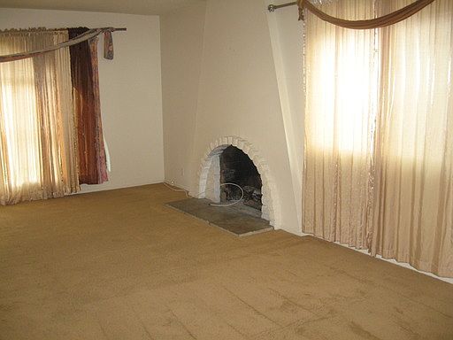 3rd image of 2563 N Dunbar St