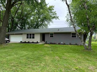 187 Plummer Ct, Neenah, WI 54956