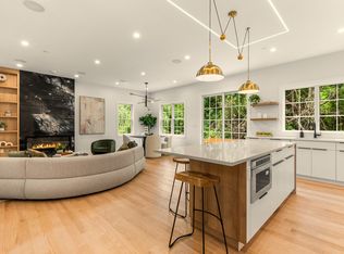 276 Nevada St #276, Newtonville, MA 02460