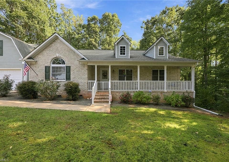 1st image of 3315 Windfield Ridge Dr
