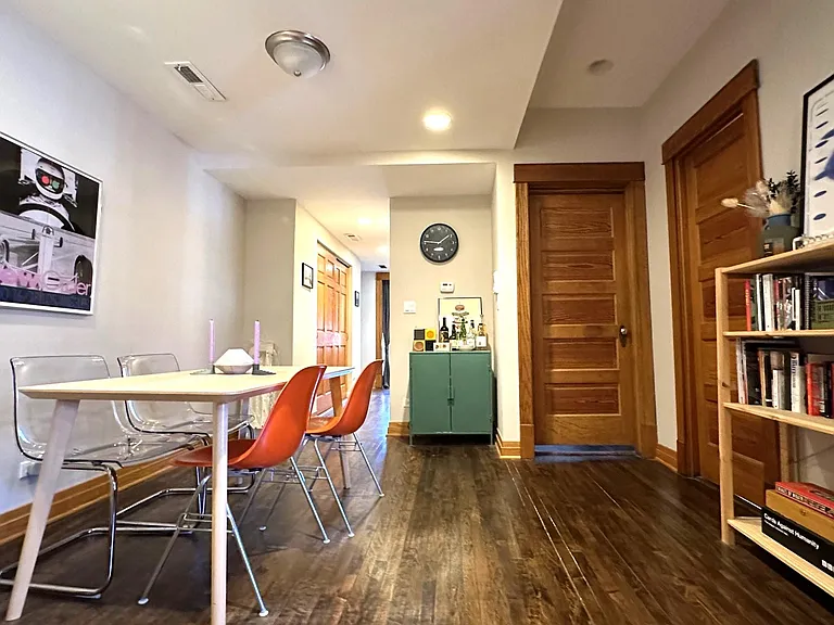 2649 N Sacramento Ave #1 — Photo 13