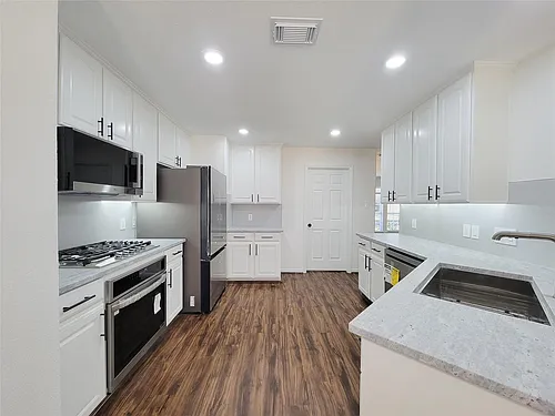 21123 Amber Crossing Dr Photo 1