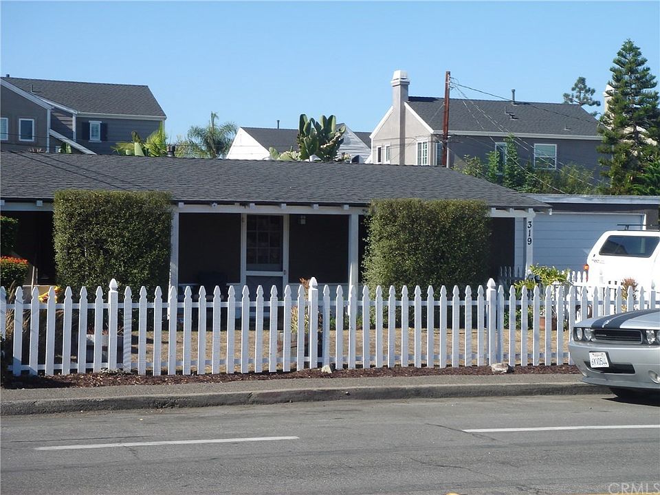 1st image of 319 University Dr