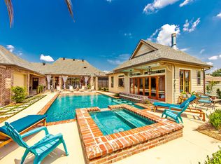147 Houmas Dr, Houma, LA 70360