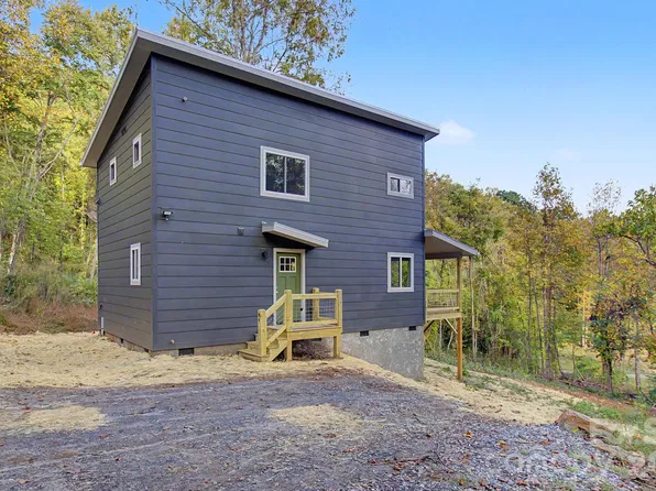 84 Skip Stone Rd, Asheville, NC 28803