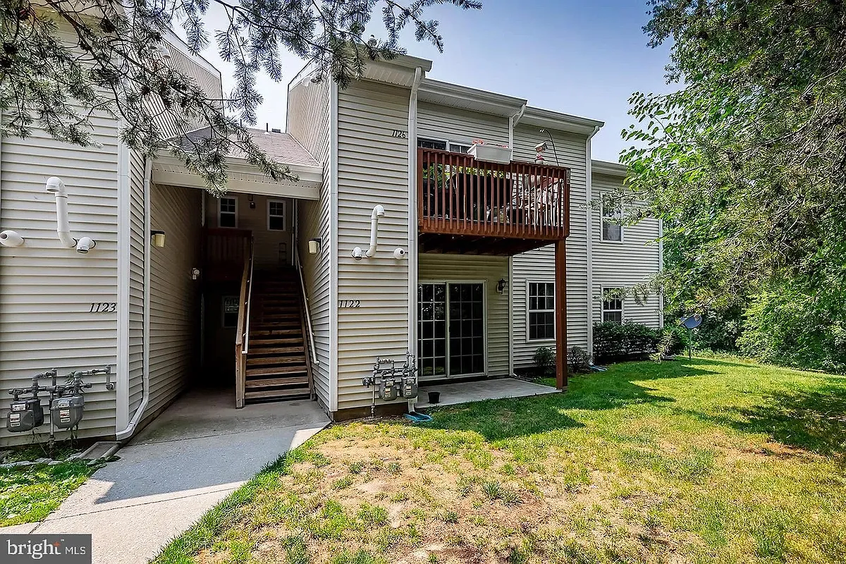 Building Photo - 1122 Tristram Cir #1122