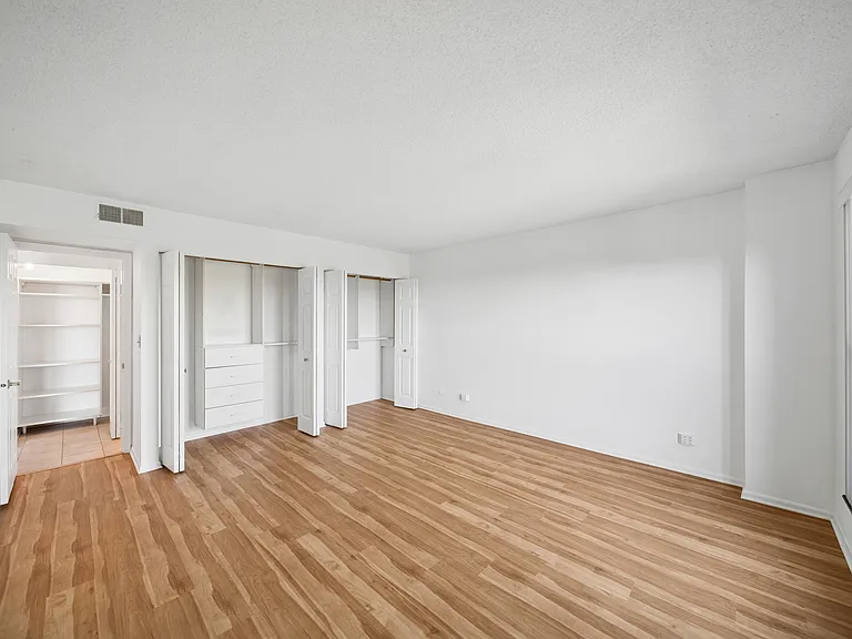 511 Aurora Ave #615 — Photo 13