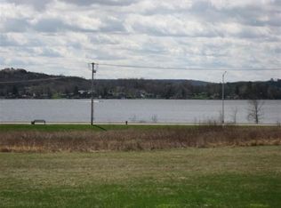 200 Baraboo St, Merrimac, WI 53561