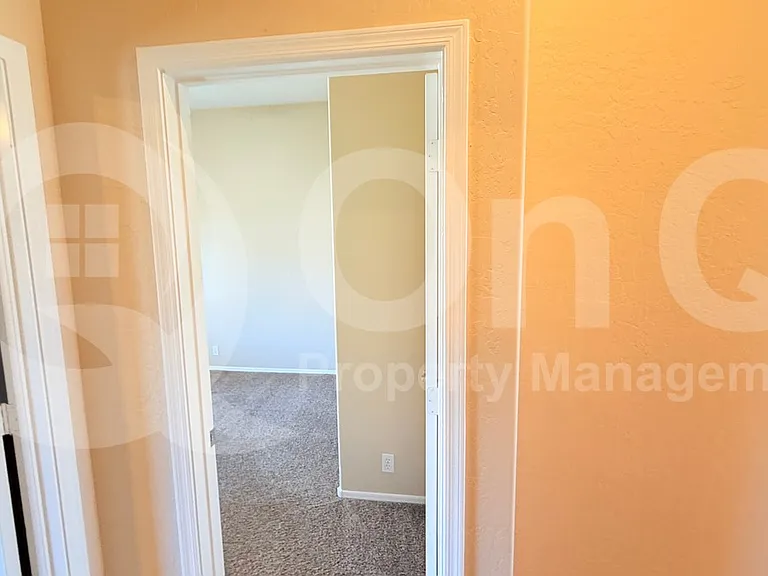 1517 W Windsong Dr — Photo 5