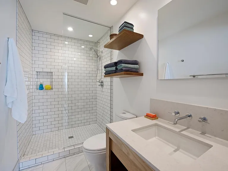 52 W Russell St #3 — Photo 10