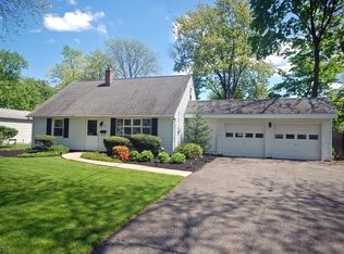 33 Donato Dr, Cedar Grove, NJ 07009