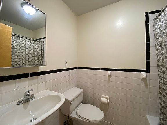 3rd image of 264 W 132nd St APT 3