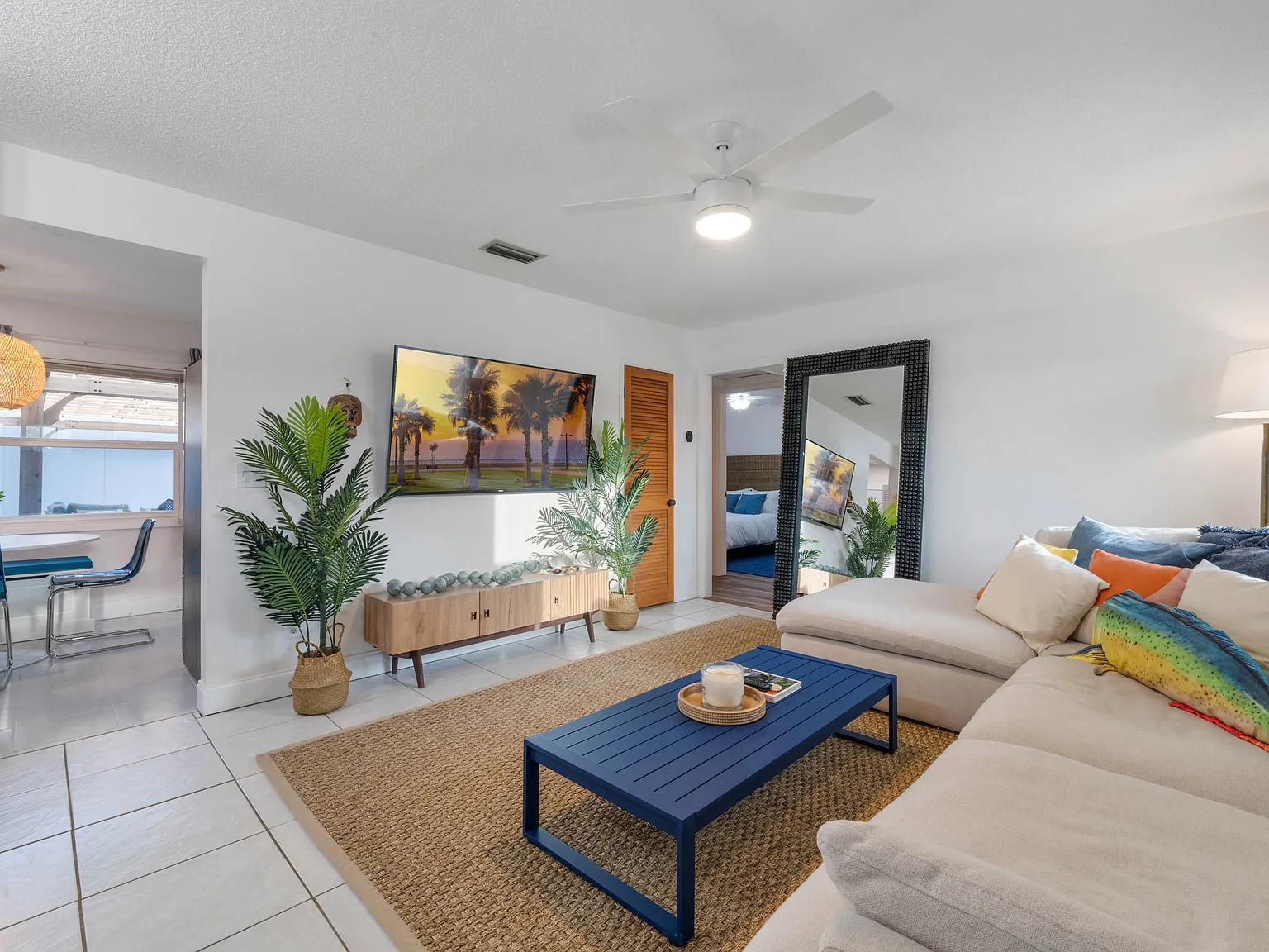 3 bed, 1424 sqft, $4,100 — Photo 3